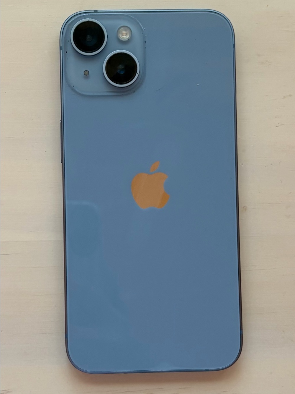 Apple iPhone in Light Blue 128 GB